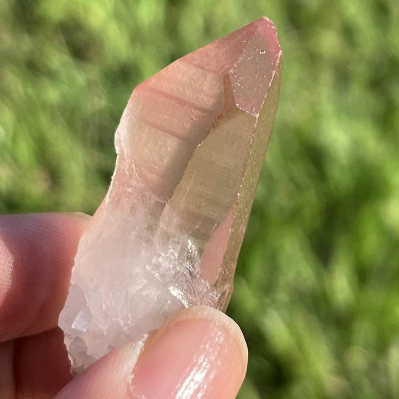 ピンク・レムリアンクォーツ8（レインボウ）