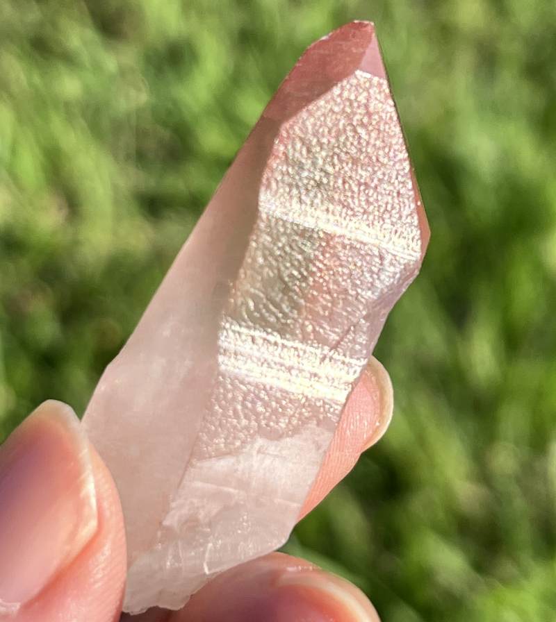 ピンク・レムリアンクォーツ8（レインボウ）