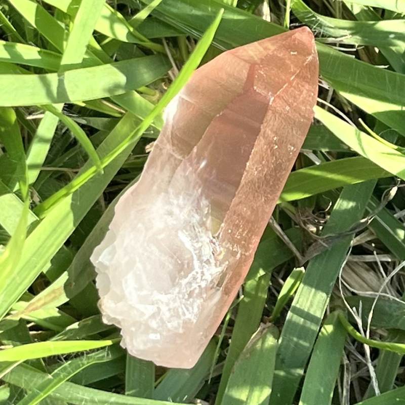 ピンク・レムリアンクォーツ8（レインボウ）