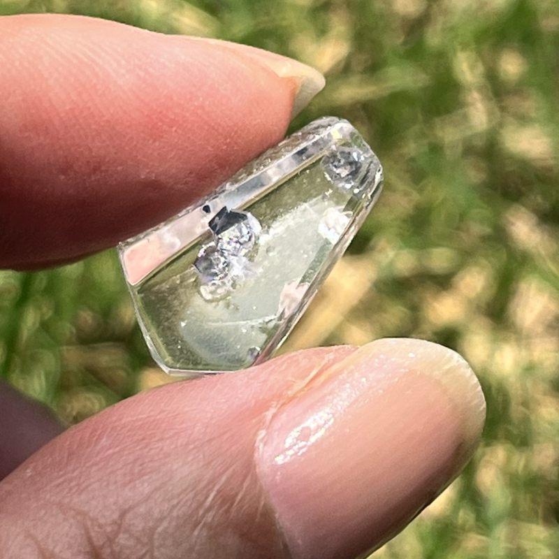 フローライト・イン・クオーツ・ルース（トップクオリティ）1