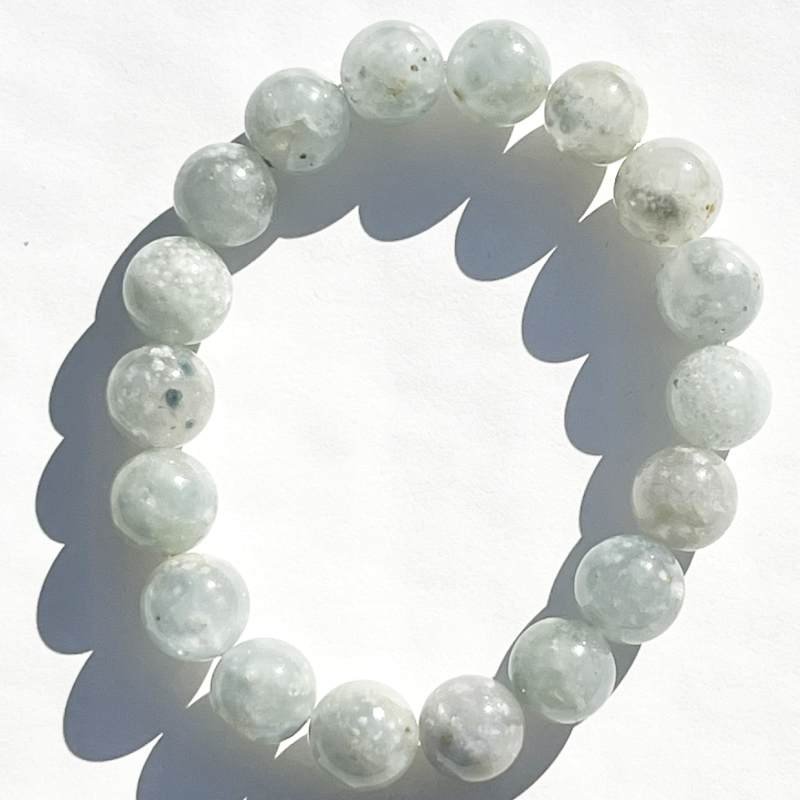 ゼリーフィッシュ・デュモルチェライトインクォーツ・ブレスレット（AAクオリティ）11mm