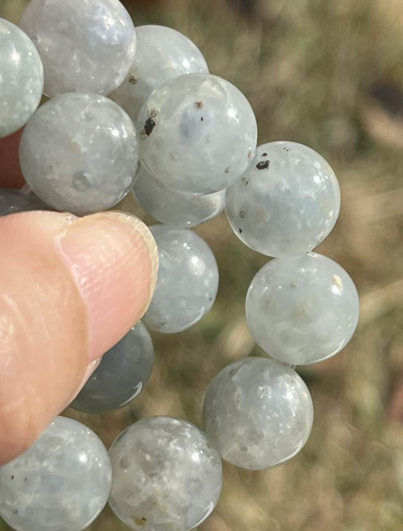 ゼリーフィッシュ・デュモルチェライトインクォーツ・ブレスレット（AAクオリティ）11mm