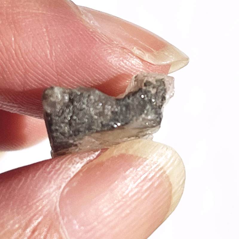 ロシア産フェナカイト・ハーフポリッシュ（ハイグレード）（超レア）