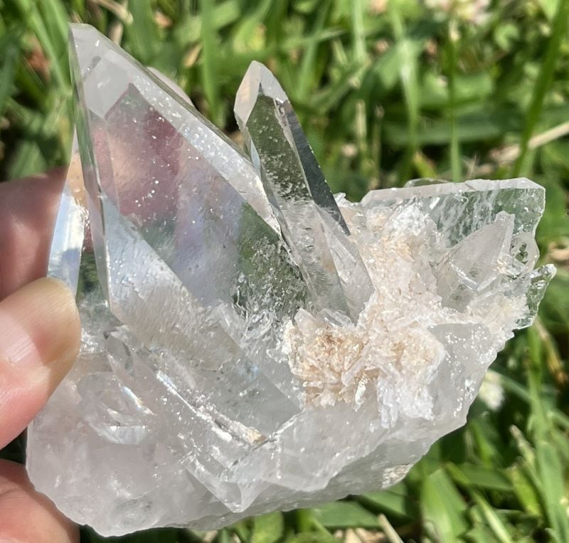 ゼコデソーザ・クォーツ（ゼッカデソウザクオーツ）・クラスター5（タビー2か所、フューチャータイムリンク）