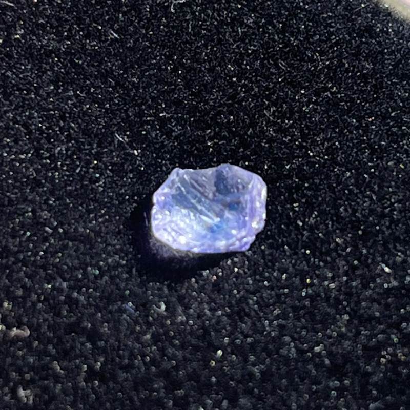 タンザナイト原石（非着色）（メロディ・ガレージセール）1