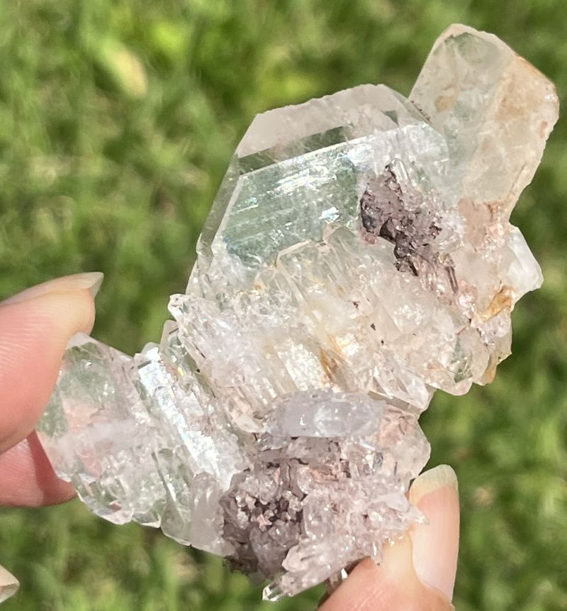 ピンクファーデンクォーツクリスタル（超レア）5（レインボウ）