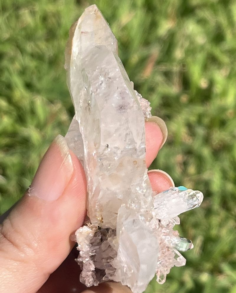 ピンクファーデンクォーツクリスタル（超レア）5（レインボウ）