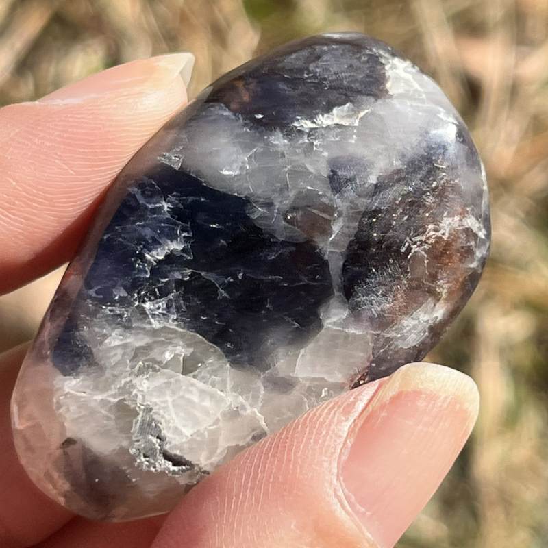 アイオライト・サンストーン・大きめタンブル2