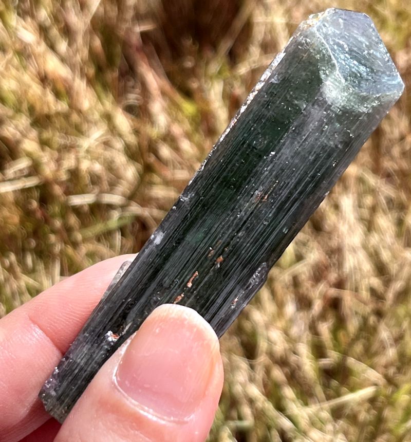 グリーントルマリン大きめ原石（メロディ・ガレージセール）(超レア）