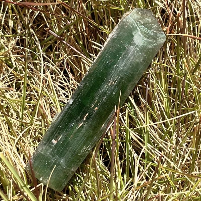 グリーントルマリン大きめ原石（メロディ・ガレージセール）(超レア）