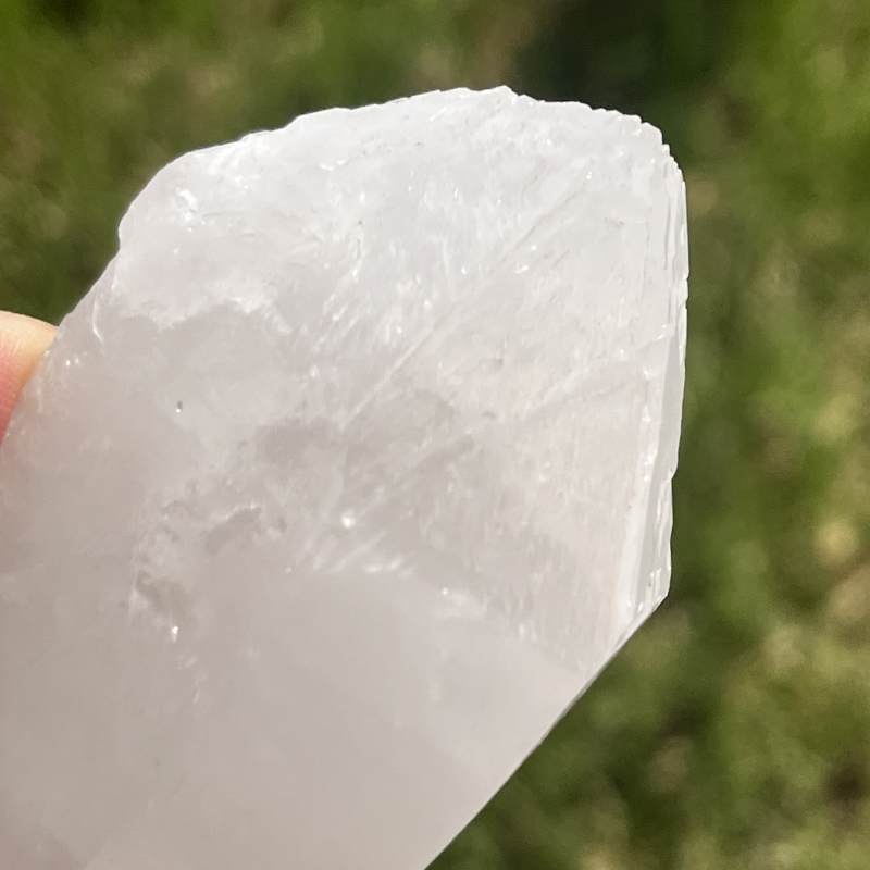 MGM　メロディグリーンマインクオーツ大（原石ポイント）（メロディコレクション/Mined by Melody）