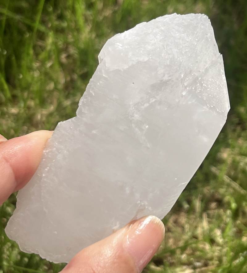 MGM　メロディグリーンマインクオーツ大（原石ポイント）（メロディコレクション/Mined by Melody）