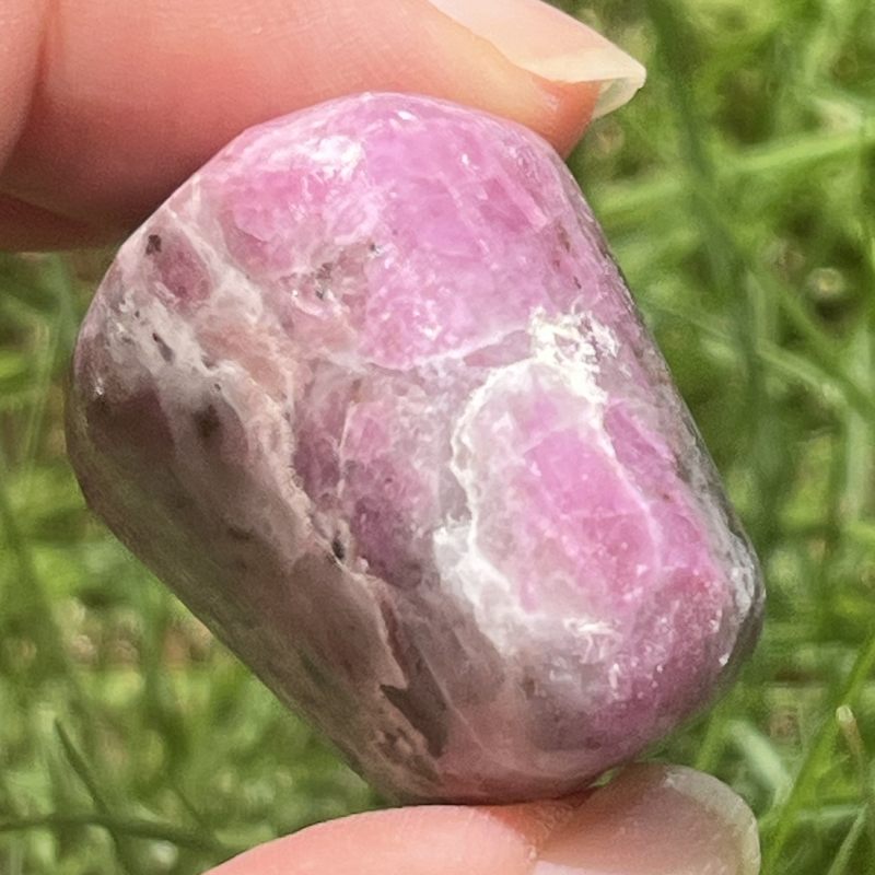 ルビー・イン・フェルドスパー・タンブル4