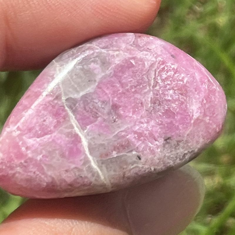 ルビー・イン・フェルドスパー・タンブル4