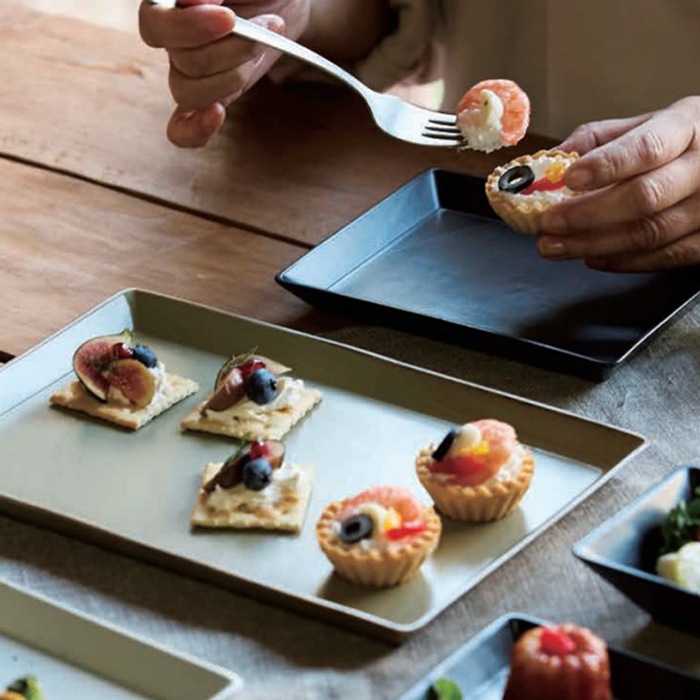 WIDE PLATE TBL