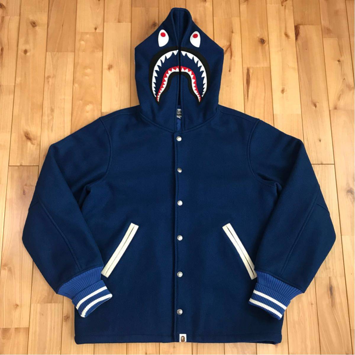 A Bathing Ape シャークデザイン スタジャン XL