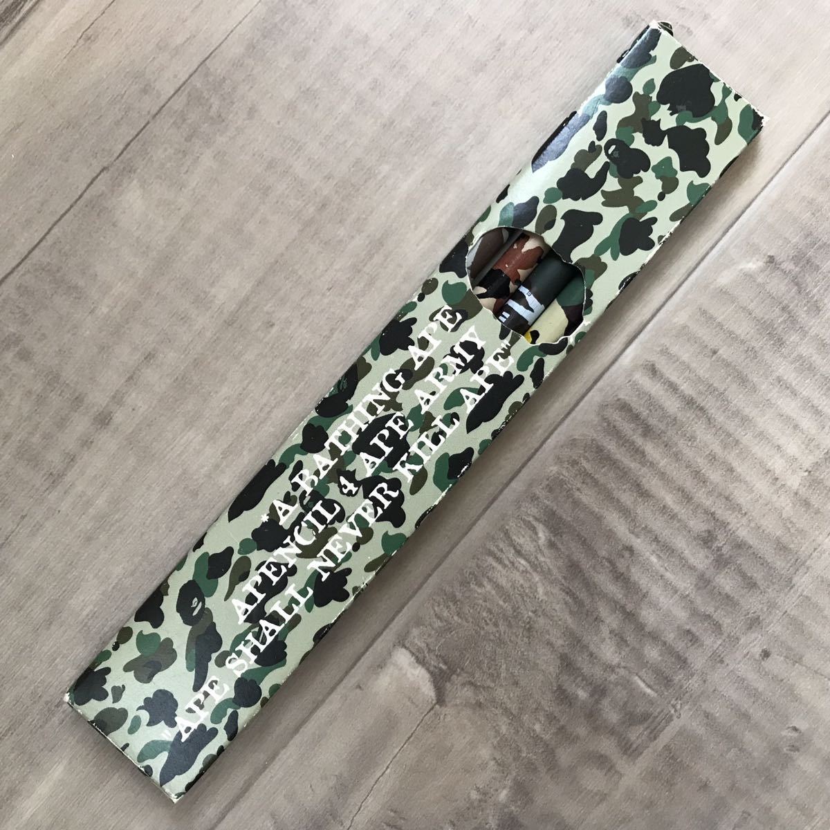 文房具・事務用品 ベイシングエイプ カモフラージュ柄 鉛筆 3本セット