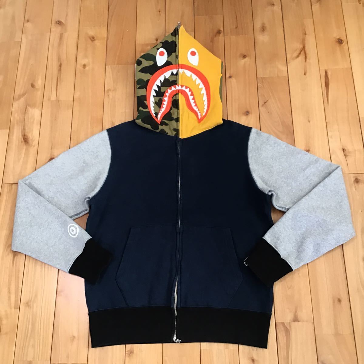 A BATHING APE シャークパーカー 迷彩 Mサイズ 【公式通販】