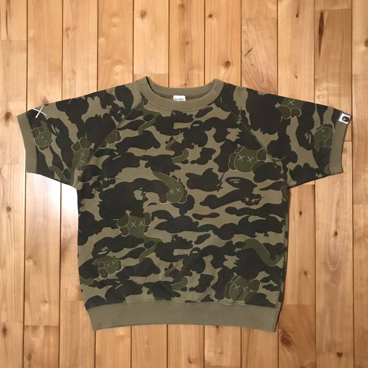 kaws × bape 半袖 スウェット Sサイズ bendy 1st camo green a bathing 