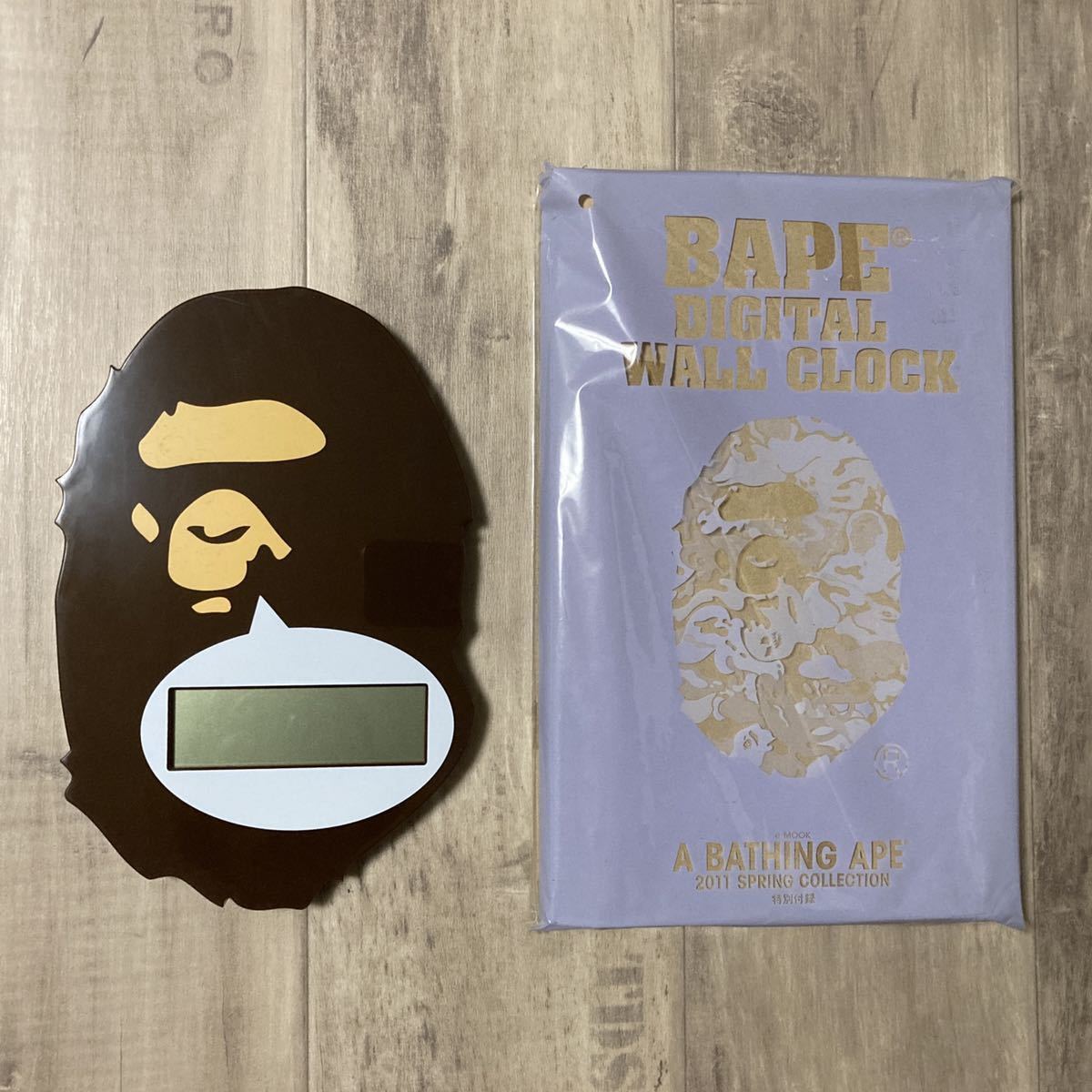 新品 正規 BAPE エイプ ビジーワークス ウォールクロック 掛け時計 レッド Amazon.co.jp: A BATHING APE (ア ベイシング エイプ) BAPE BUSY