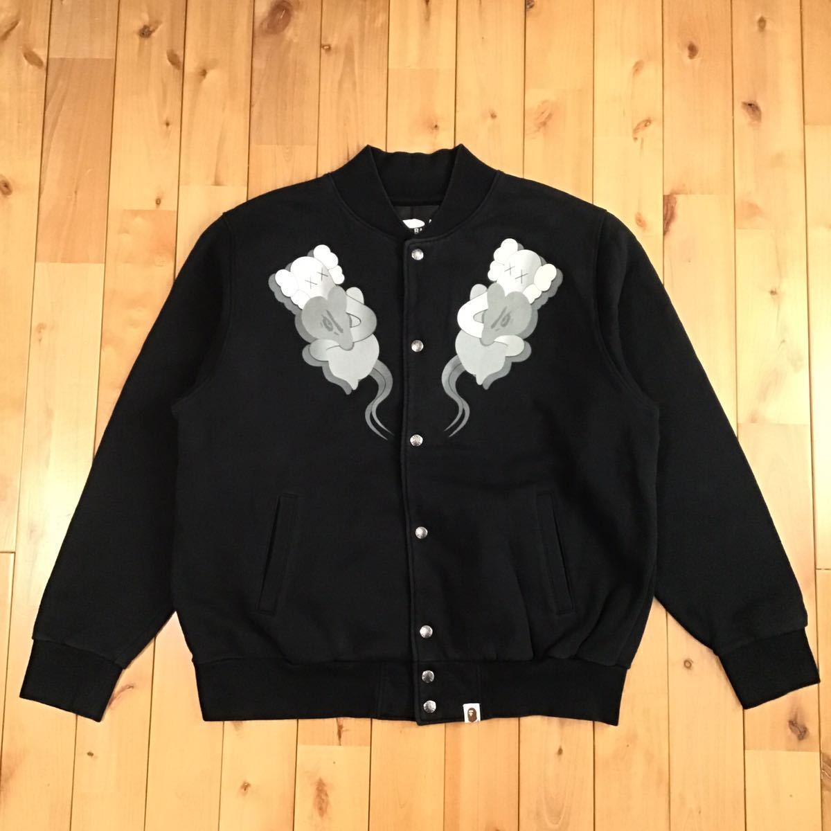 s*a様 BAPE kawsコラボ スタジャン A BATHING APE×KAWS 'Chompers Varsity Jacket'スタジャン 歯型