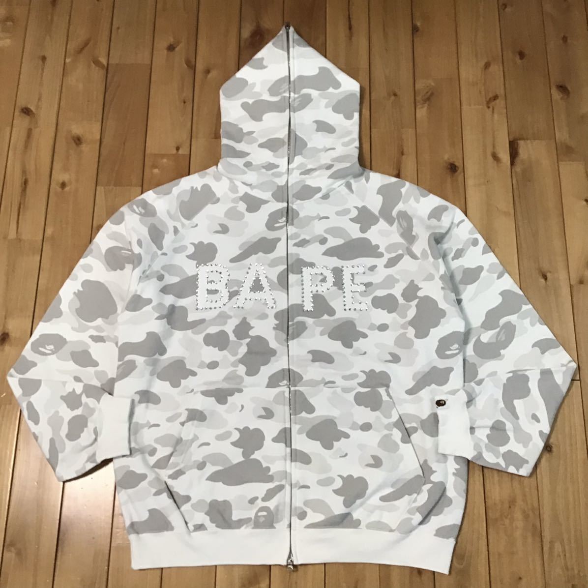 bapeスワロフスキージップパーカー BAPE x SWAROVSKI SHARK HOODIE 