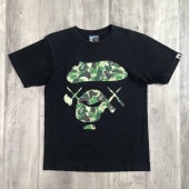 쥢 KAWS  BAPE bendy ABC camo green Big face T S  a bathing ape  ٥ ٥󥰥 w2