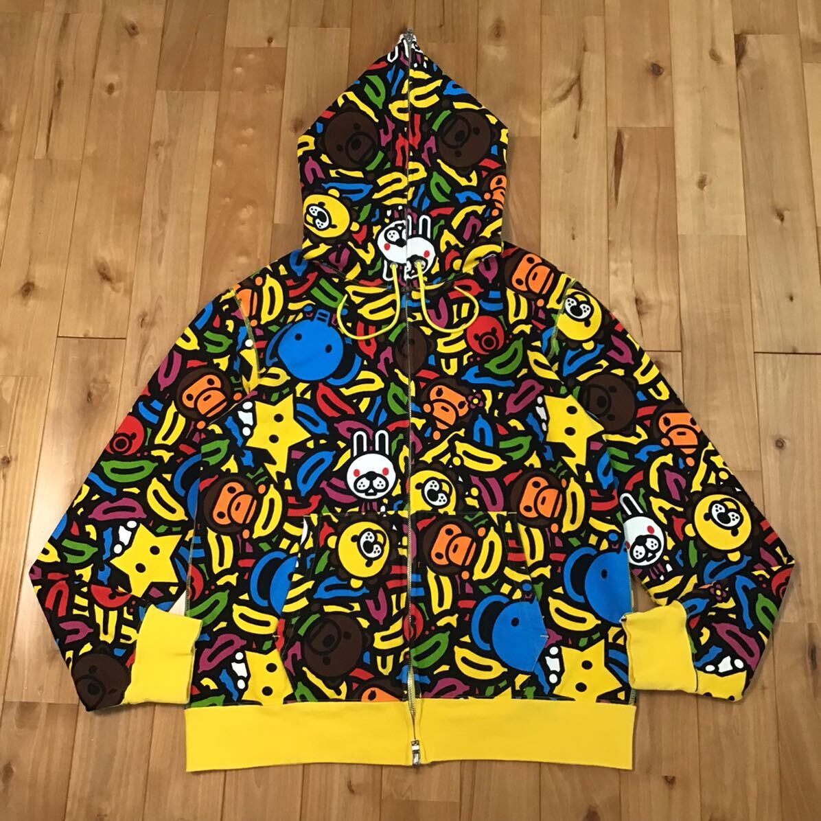 アベイシングエイプのマイロ総柄パーカー A BATHING APE マイロスター