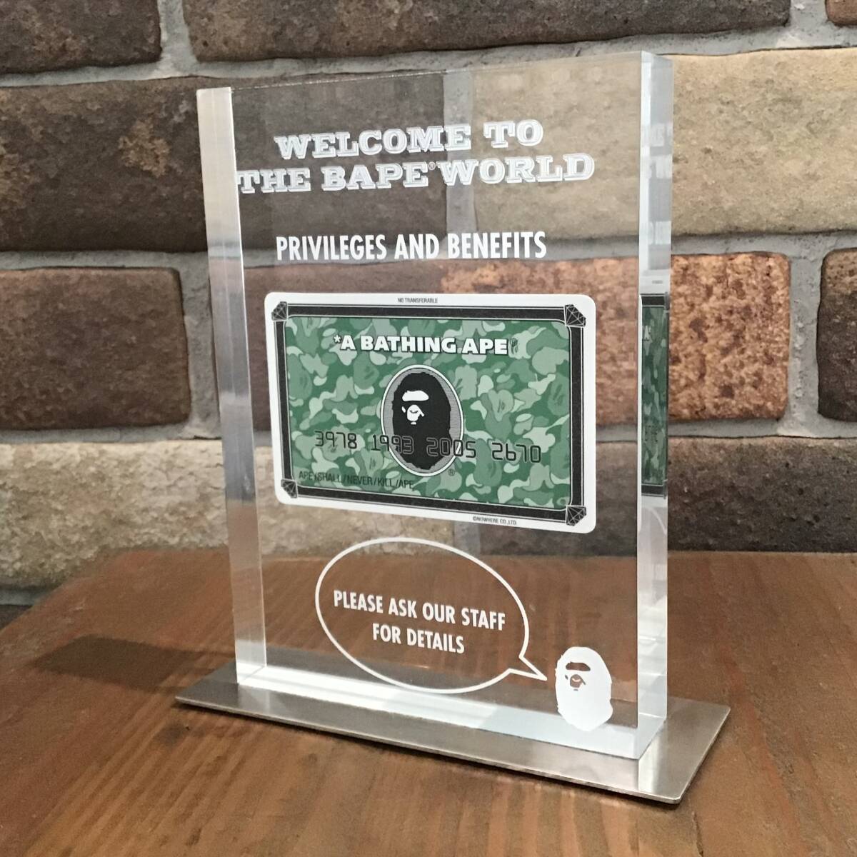 ★激レア★ BAPE STORE 店舗用 アクリル ディスプレイ a bathing ape BAPE CARD 非売品 エイプ ベイプ ...