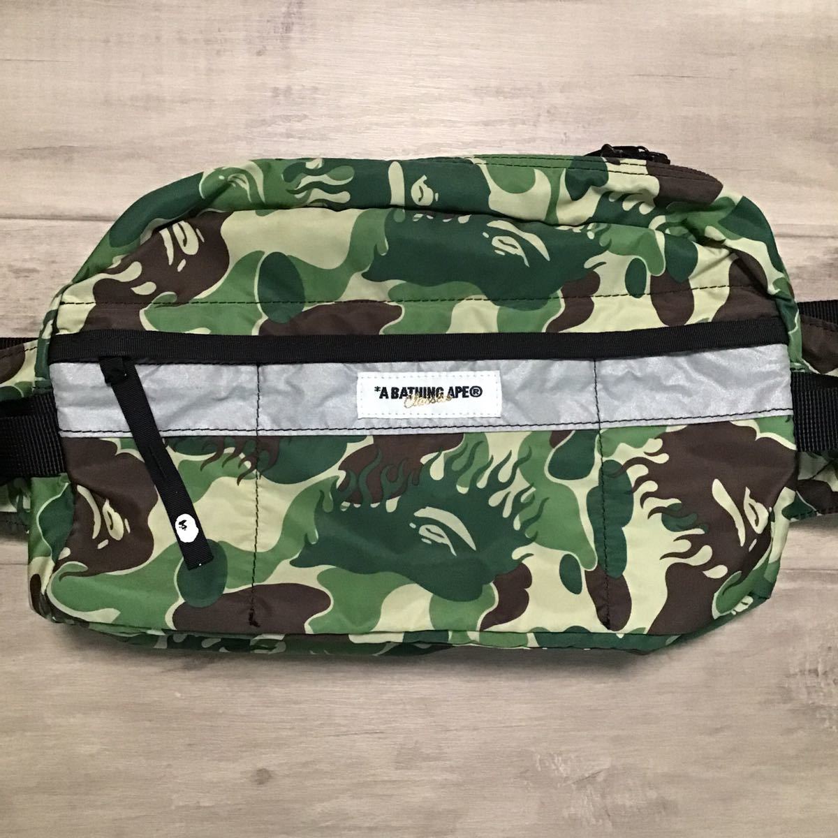 Fire camo ウエストバッグ a bathing ape BAPE waist bag ファイヤーカモ エイプ ベイプ アベイシングエイプ flame 迷彩 バッグ NIGO m28
