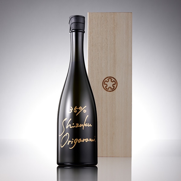 上川大雪」 純米大吟醸35% おりがらみ雫取り (桐箱入り)┃【北海道の