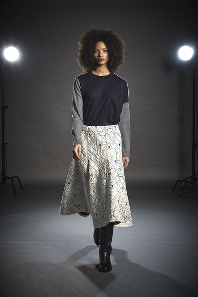 ☆美品【KAMISHIMA CHINAMI】花柄うさぎ/オーバーサイズカットソー ☆美品【KAMISHIMA CHINAMI】花柄うさぎ/オーバーサイズ