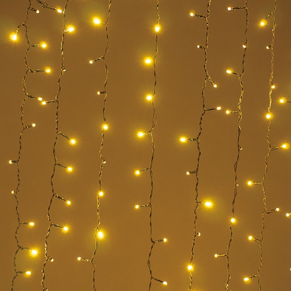 新LEDカーテンライト シャンパンゴールド│店内のエレガントな光の演出