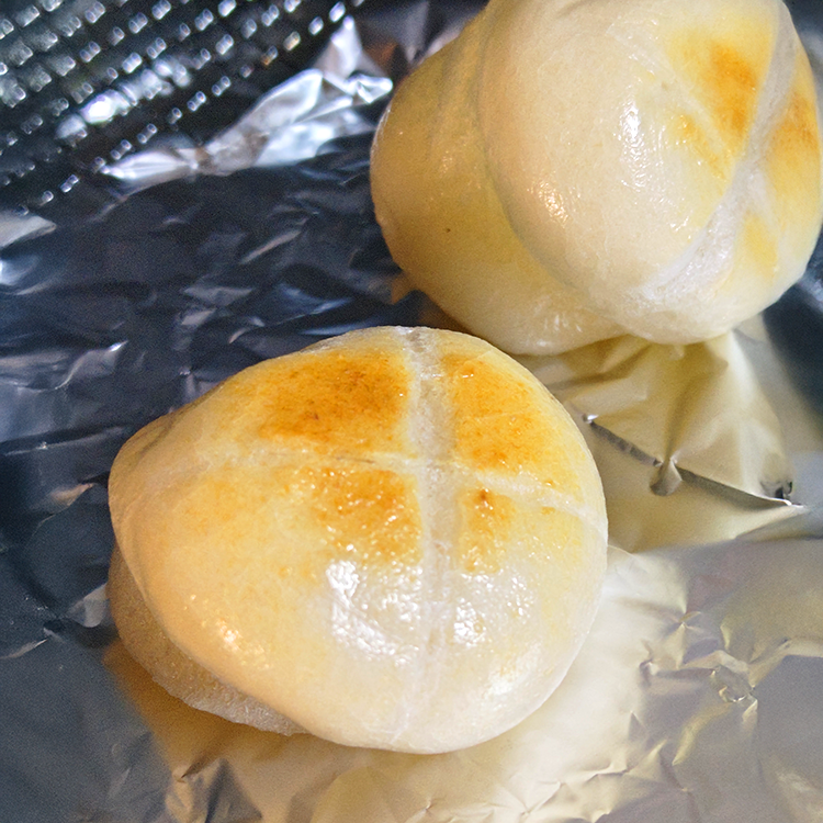 最高級のもち米！丹波青垣産の滋賀羽二重もち使用「紅せんりのおもち