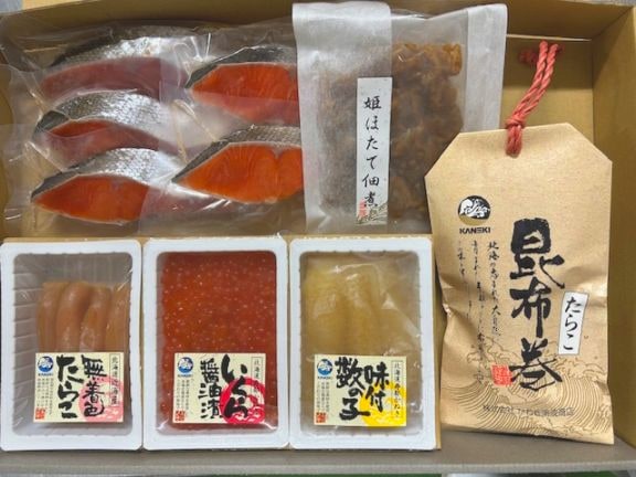 豊漁セットA　（紅鮭切身70g×5枚、いくら醤油漬100g、たらこ120g、 味付け数の子150g、ほたて佃煮100g、昆布巻き<たらこ太巻>1本）(紅鮭or鰊に変更の場合がございます)