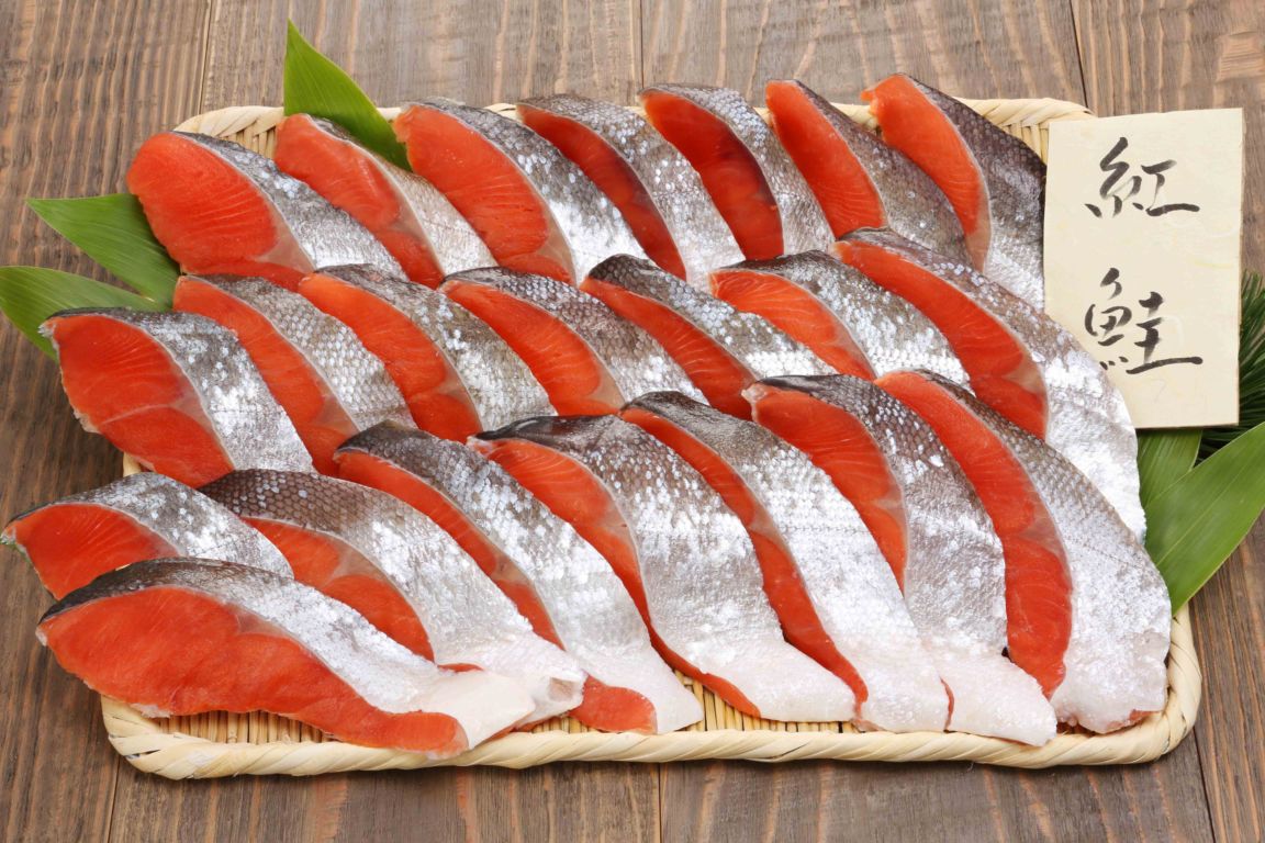 天然紅鮭　切身　（約70g×18枚）個包装・　箱入