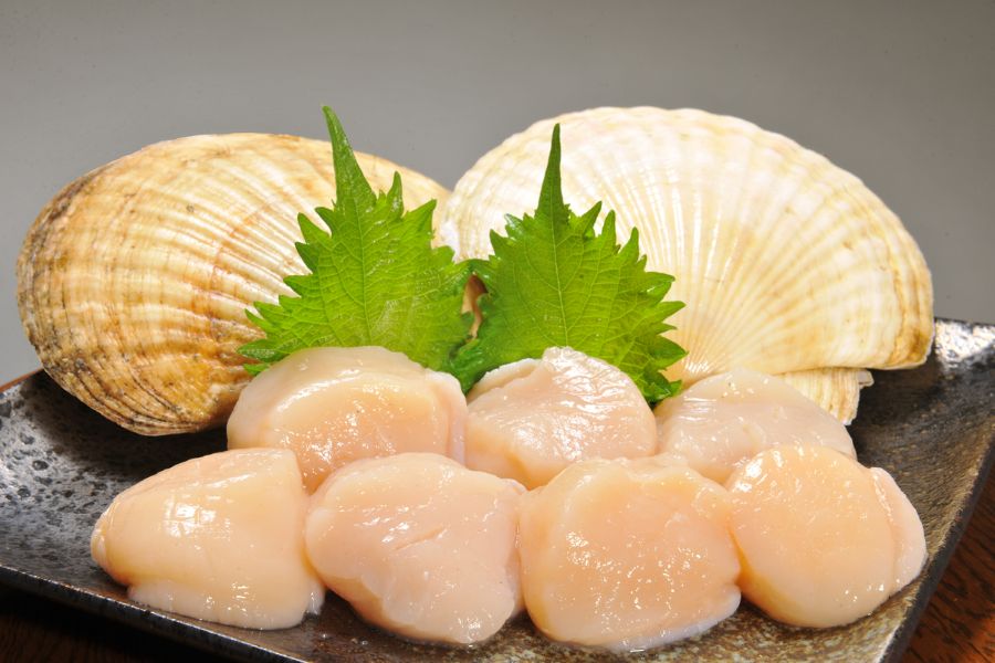 北海道産 生冷凍ほたて貝柱 210g 6Sサイズ(1kg/81～100個) | 刺し身