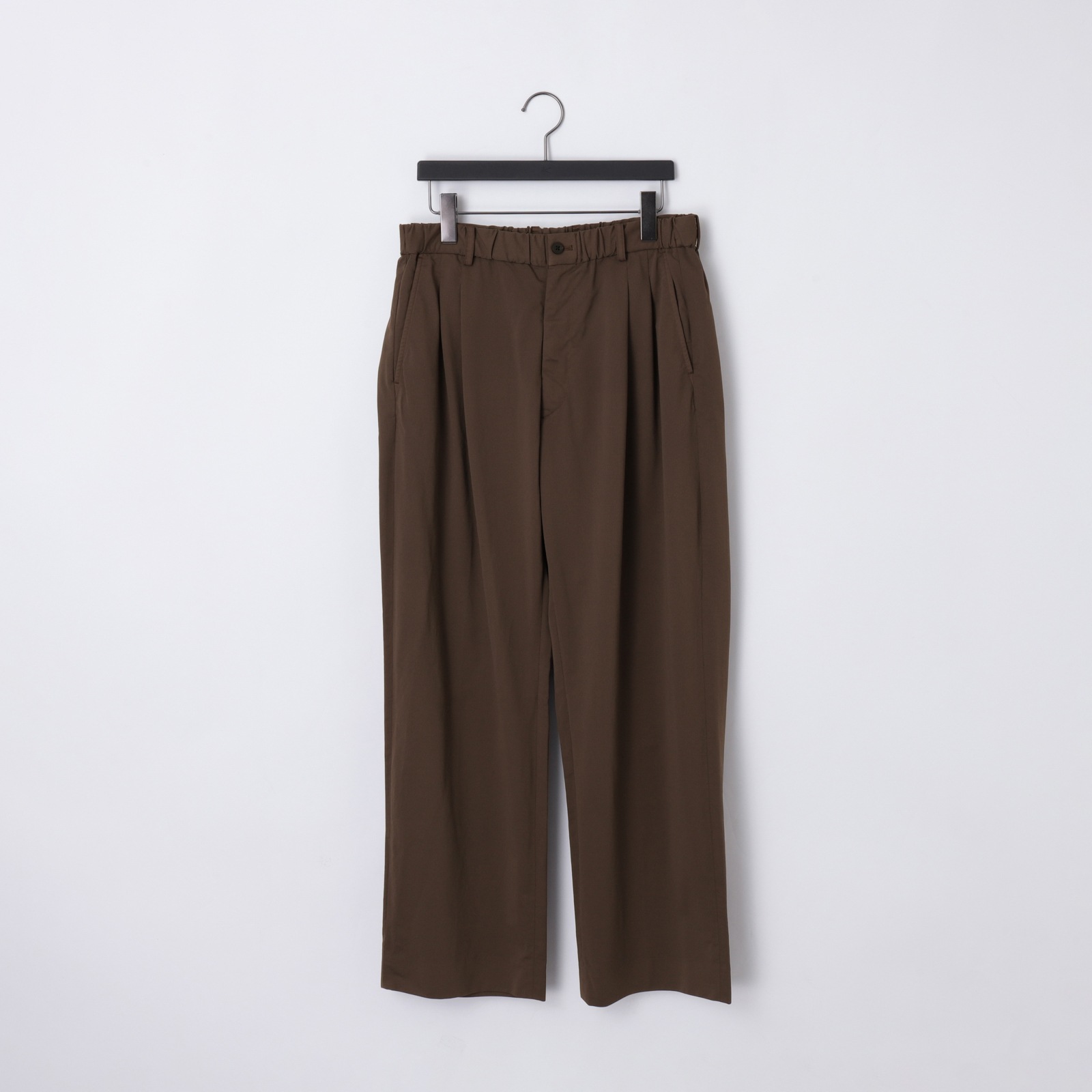 36G Nylon Tuck Easy Pants