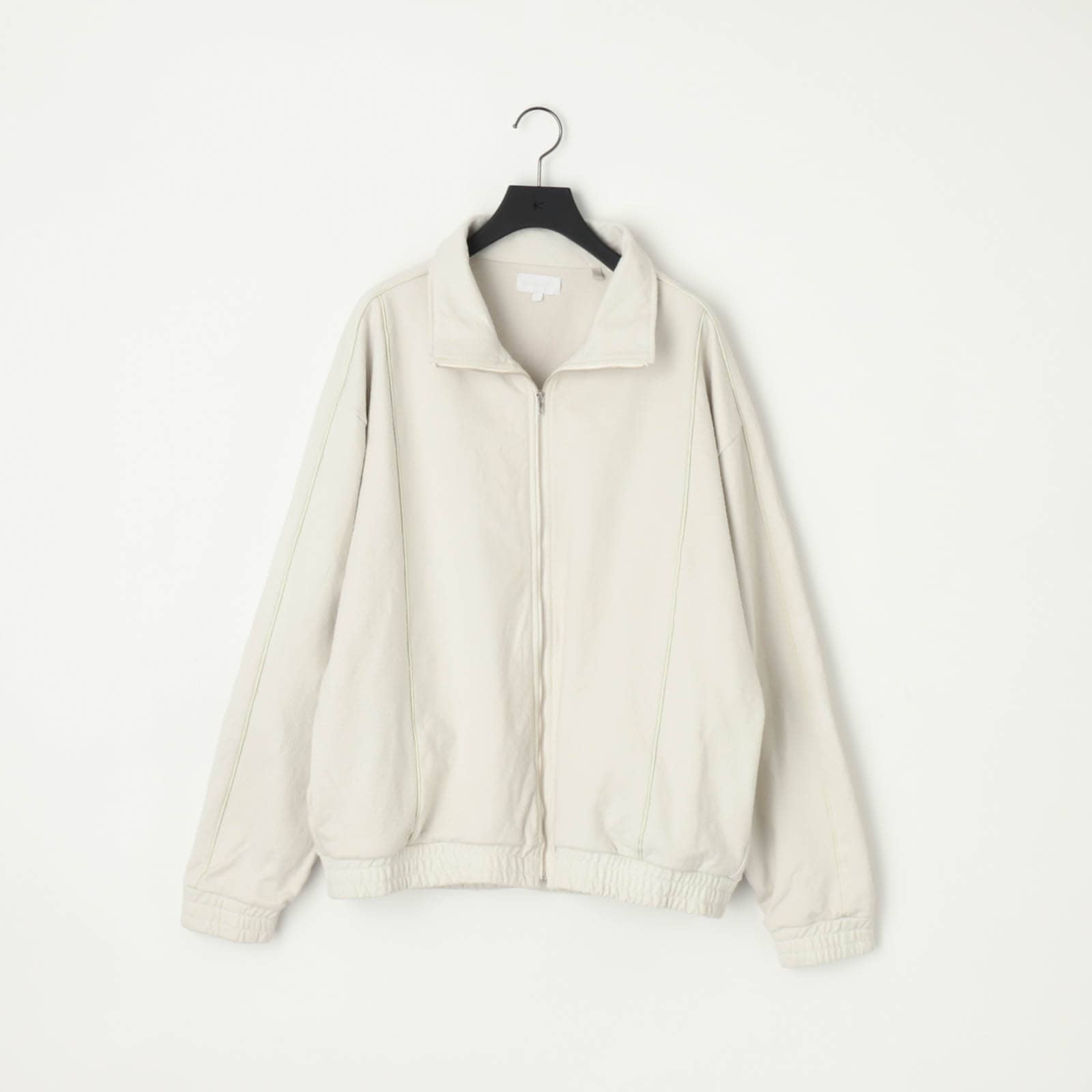 36G Needle Punch Piping Blouson