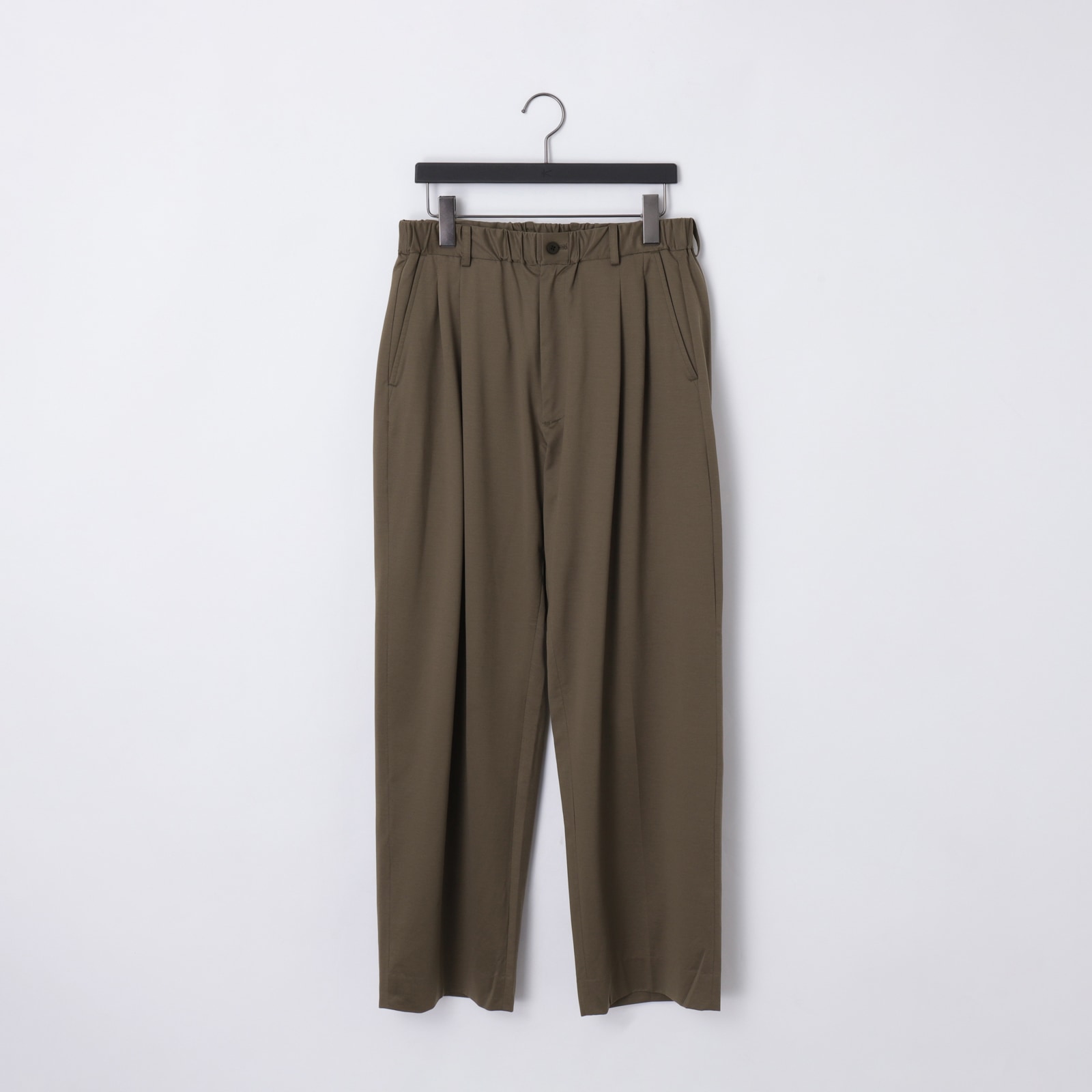 46G Tuck Easy Pants