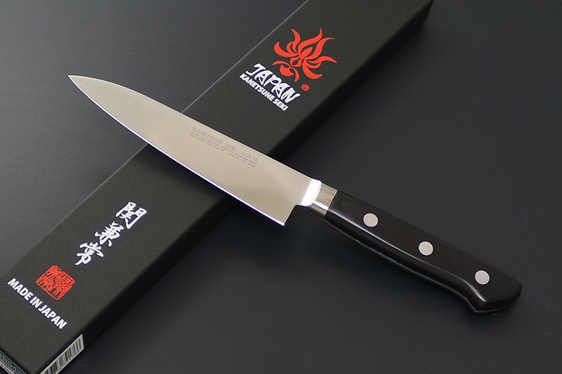 兼常作 モリブデン鋼AUS-10 口金付黒合板柄 ペティ120mm 本刃付(KC ...