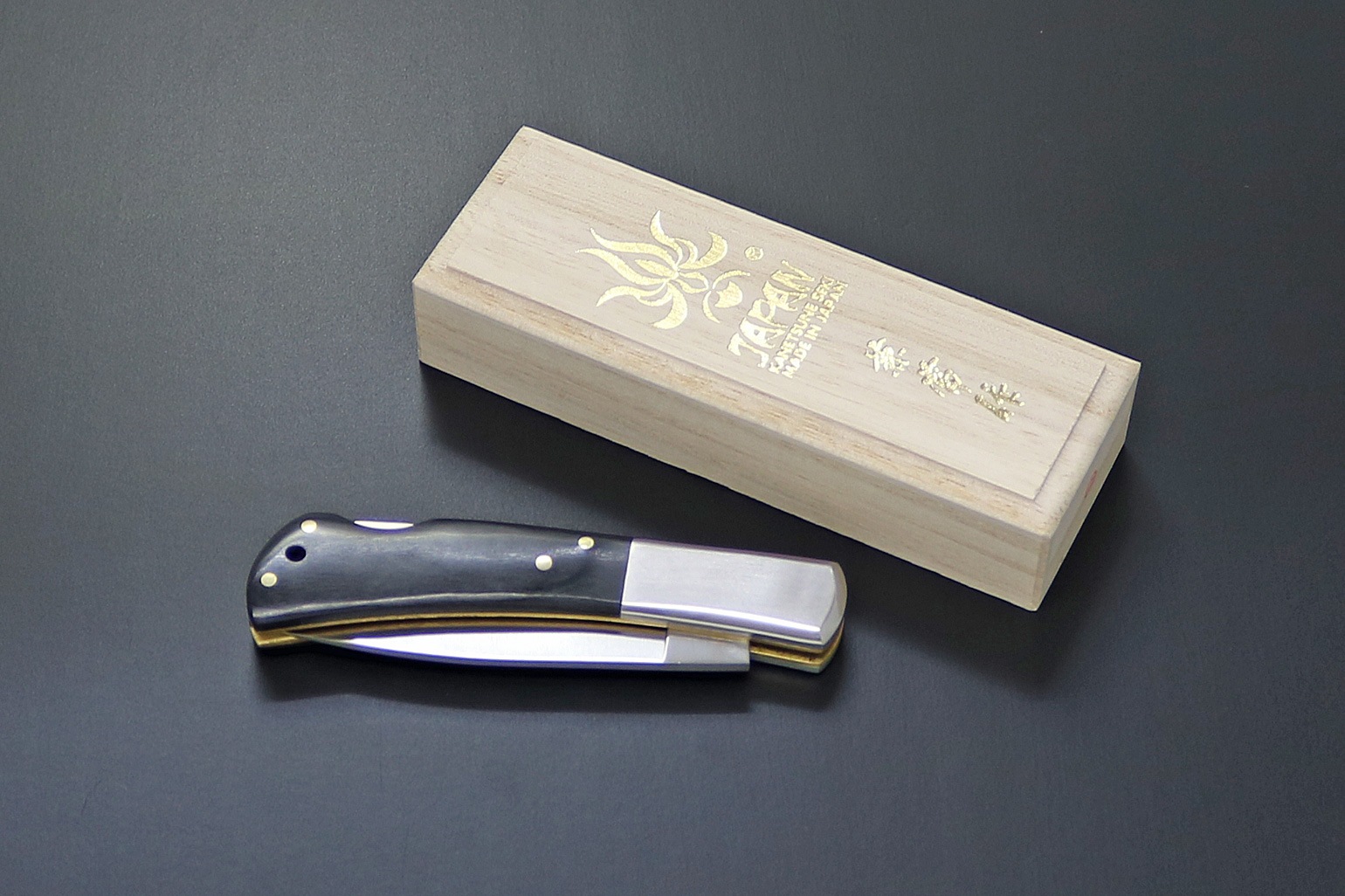販売開始！】兼常作 懐古刀 KAICO-TOU 黒 (KB-511) | ナイフ・クラフト