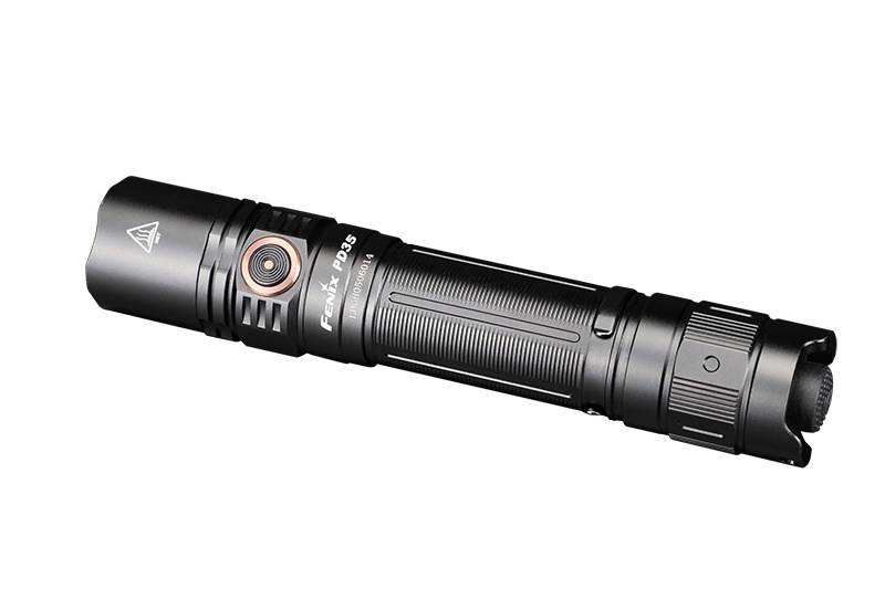 最終値下　FENIXフェニックス　TK17 タクティカルフラッシュライト FENIX社より最新のLEDフラッシュライトをいただきました ※最終値下