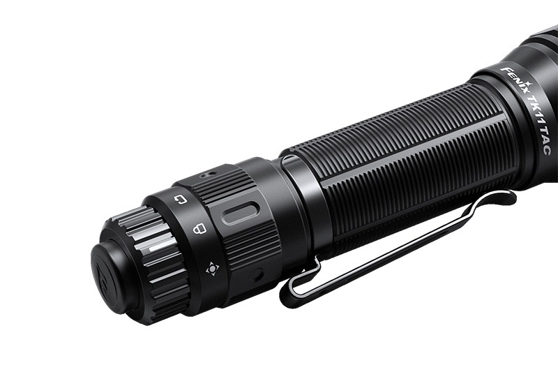 フェニックスライト/Fenix TK11 TAC SST40 LED タクティカル