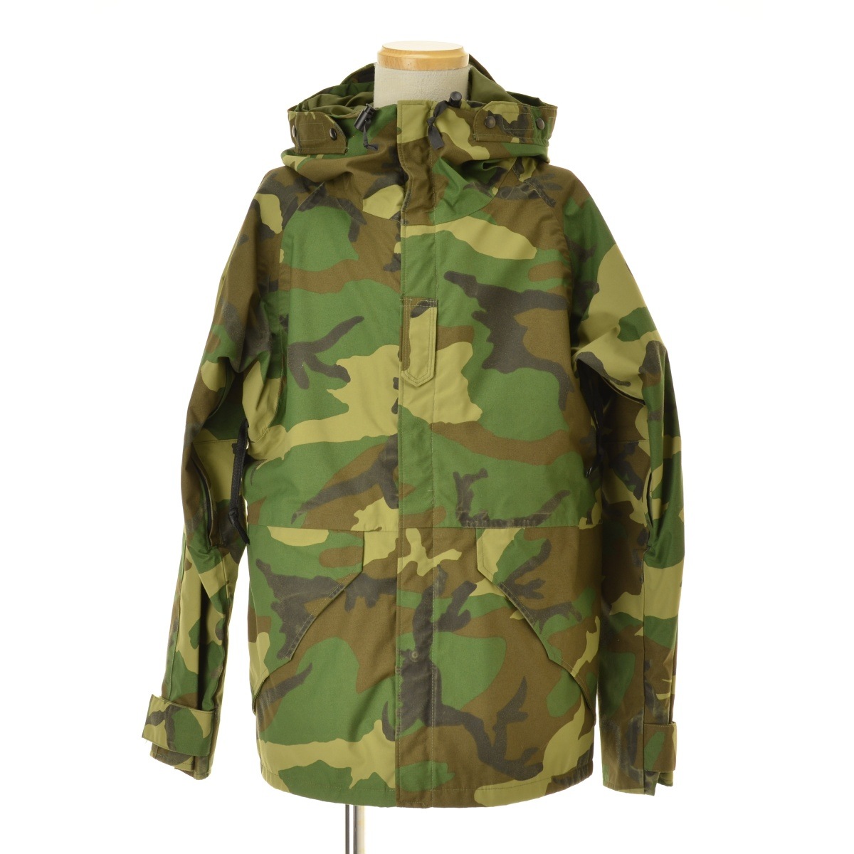US.ARMY / ECWCS/ナイロンジャケット/L/ナイロン/KHK/カモフラ/MIL-P-44188C ブランド古着】US ARMY / ユーエスアーミー 90s MIL-P-44188C ECWCS