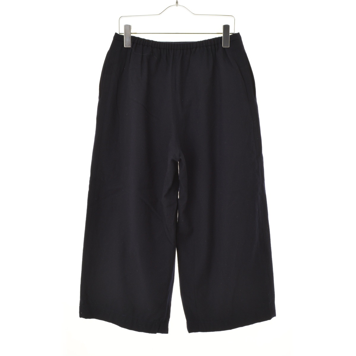 さらにお値下しました　minaperhonen tranquil ウールパンツ MITTAN - 亜麻苧麻ワイドパンツ(濃緑) | Salty