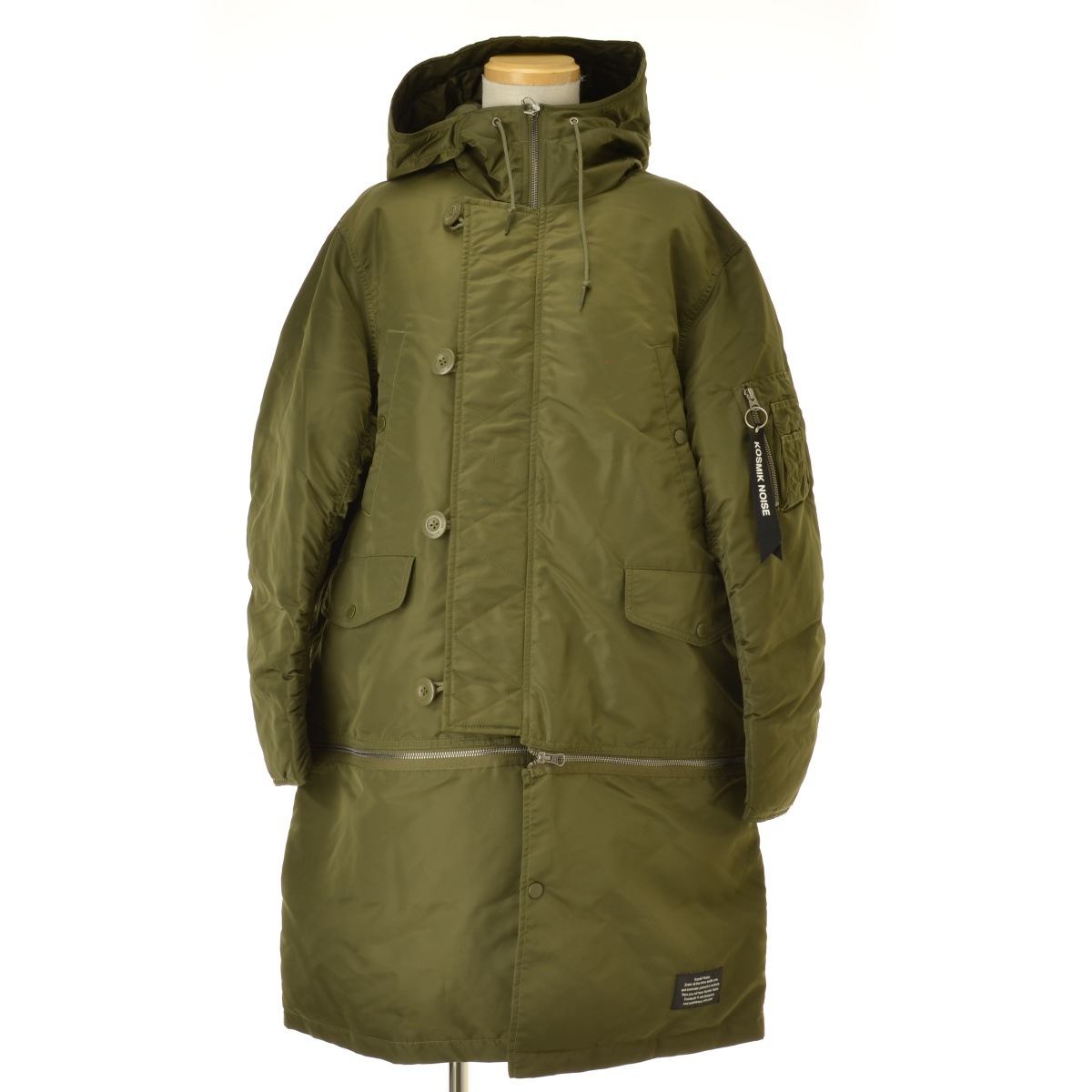 こちらは専用ページです。 GU公式 | ヒートパデッドコンバーチブルコート UNDERCOVER