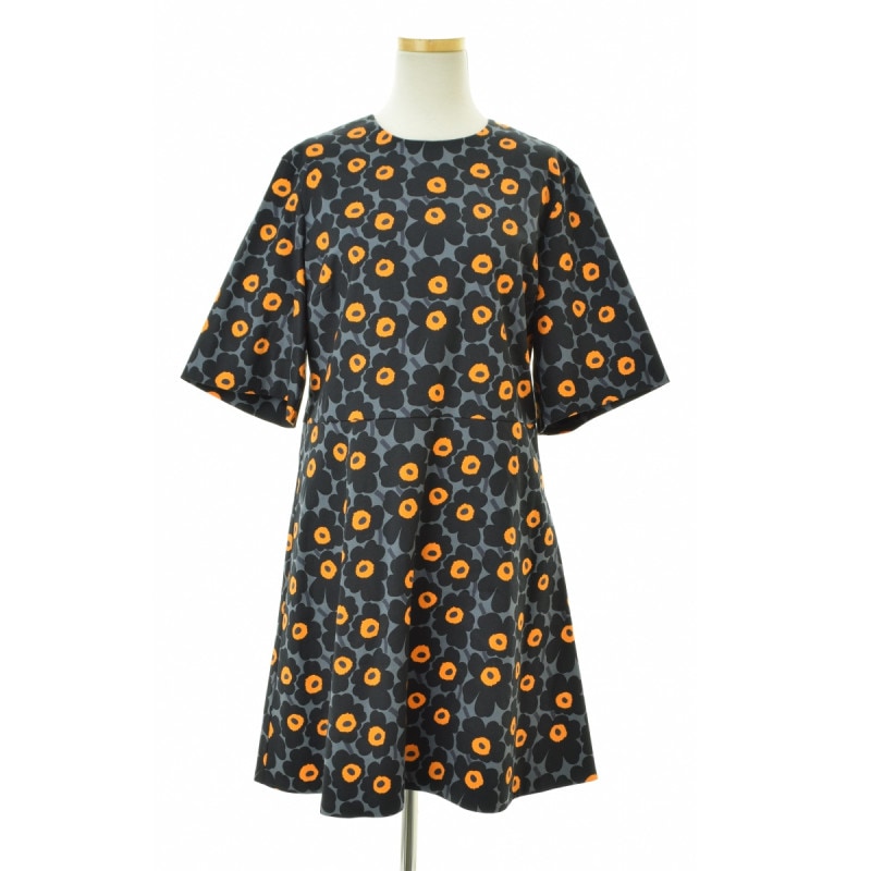 【未使用・B品】marimekko マリメッコ　ワンピース　ウニッコ　34 マリメッコ ウニッコワンピース 34 日本限定 - メルカリ