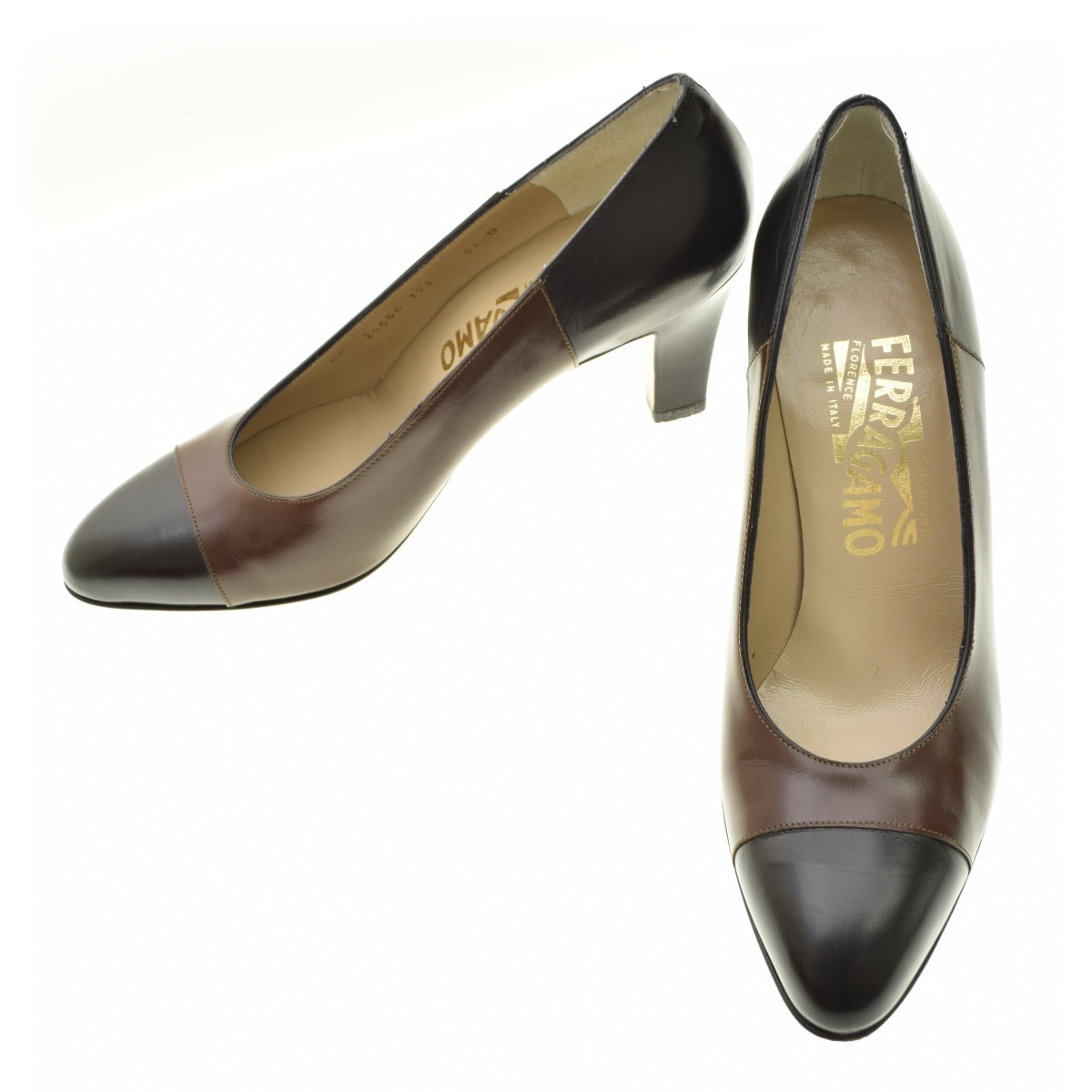 【美品】 Ferragamo　パンプス　9 1/2 Ｂ branddepot-tokyo_h687