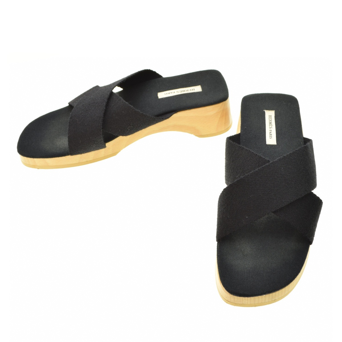 HERMES ブラック クロスストラップ サンダル